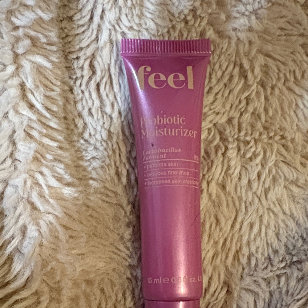 Feel Probiotic Moisturizer - Pink